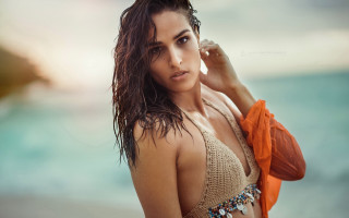 Woman bikini beach phone handbag - samikshavad free wallpaper for desktop