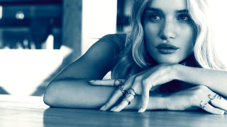 Woman white hair jewelry sitting - jewelry free wallpaper