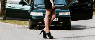 Woman skirt car legs highheels - her leg up free wallpaper