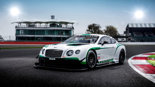 White green bentley race track - a green stripe free wallpaper