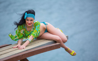 Woman green bikini wooden bench - a green bikini free wallpaper