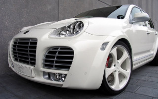 White sports car building night - pearlescent free wallpaper