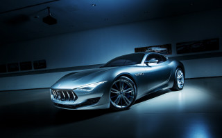 Silver maserato dimly lit spotlight - room free wallpaper