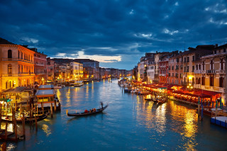 Boat river night buildings lights - canaletto free wallpaper