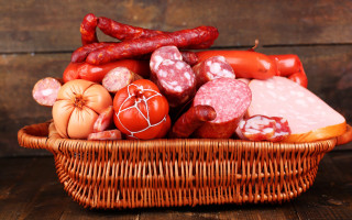 Sausage meat basket wooden background - wooden free wallpaper