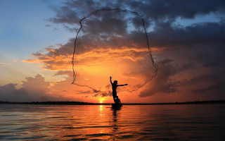 Surfing girl sunset ocean mountain - arthur quartley free wallpaper for desktop