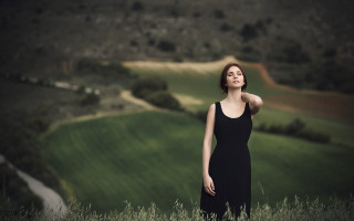 Woman black dress field tilt - her ear free wallpaper for desktop