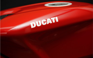 Red suitcase ducati sticker black - duccio free wallpaper