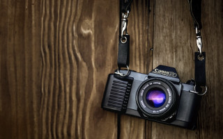 Camera wooden wall macro photorealism - a len free wallpaper