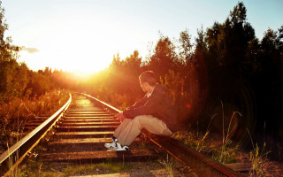 Train sunset kimono autumn leaves - a train track free wallpaper