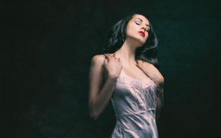 Woman white dress closed eyes - kitsch movement free wallpaper