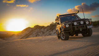 Truck sandy road sunset mountains - a truck free wallpaper