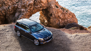 Black mercedes benz tiltshift photorealism - a black mercedes benz benz benz benz benz benz benz benz benz benz benz benz benz benz benz benz benz benz benz benz benz benz free wallpaper