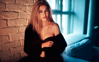 Romantic woman black dress brick - girl free wallpaper for desktop