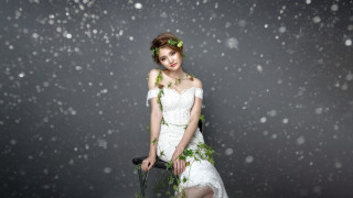 Woman white dress umbrella snow 2 - chen jiru free wallpaper