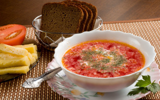Bowl soup bread tomatoes spoon 2 - fedot sychkov free wallpaper