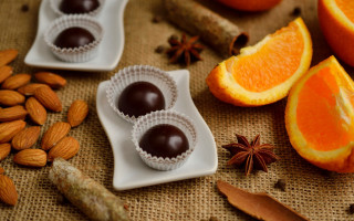 Orange chocolates nuts cinnamon autumn - free halloween wallpaper