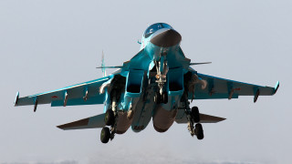 Fighter jet gray sky smoke - a gray sky free wallpaper