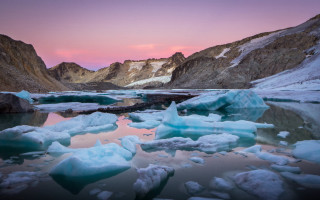 Mountain iceberg lake sunset pink - a pink sky free wallpaper