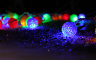 Glowing lights chain macro colorful - a bunch of lights free wallpaper