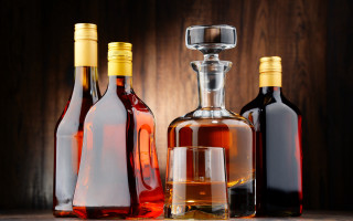 Liquor bottles still life product - a group of bottles free wallpaper