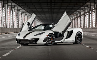 White sports car open doors - open door free wallpaper