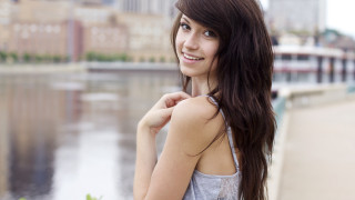 Woman city bridge water blurry - cam sykes free wallpaper for desktop