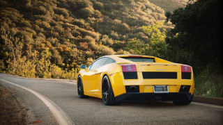 Yellow sports car mountains california - winding free wallpaper for desktop