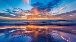 Sunset ocean clouds reflection blue - colorful cloud free wallpaper
