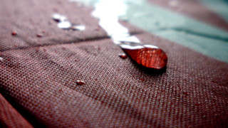 Wooden spoon water droplets white - a wooden spoon free wallpaper