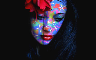 Woman flower star face paint - vivid color free wallpaper