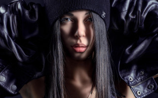 Gothic woman longhair blackhat jacket - a black jacket free wallpaper for desktop