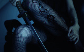 Woman sword knife fishnets gothic - dark fantasy free wallpaper