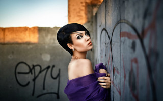 Gothic purple dress graffiti fashion - graffiti art free wallpaper for desktop