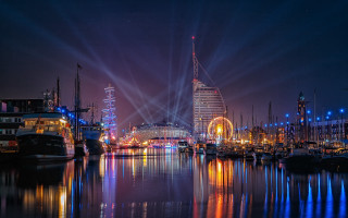 Tokyo skyline ferriswheel night lights - a ferris free wallpaper