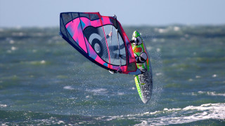 Person wind sail water waves - a person riding free wallpaper