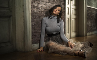 Woman gray top skirt black - elina karimova free wallpaper