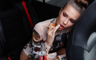 Woman sitting car hotdog soda - hot free wallpaper