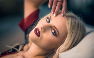 Emma geary red lipstick ring - emma geary free wallpaper