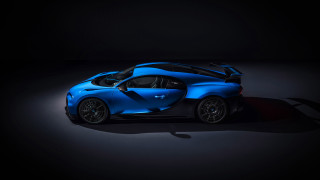 Blue sports car dark room 15 - the door open free wallpaper