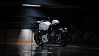 White motorcycle dark room spotlight - a spotlight free wallpaper