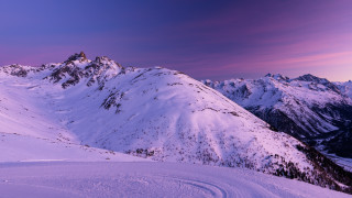Snowy mountain ski trail purple - eric deschamps free wallpaper