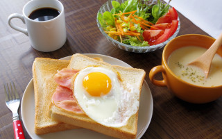 Plate sandwich soup coffee fork - a fork and knife free wallpaper