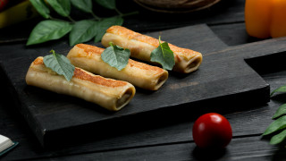 Food couple wooden board vegetables - cao zhibai free wallpaper