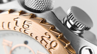Gold silver watch macro photorealism - sharp detail free wallpaper