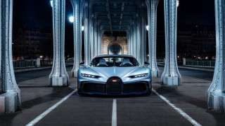 Bugatti parking lot night tiltshift - a bugatti car free wallpaper