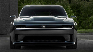 Black car parking lot trees - a black hood free wallpaper