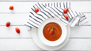 Tomato soup with fruits and - a white tablecloth free wallpaper
