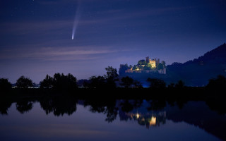 Castle night lake aurora fireworks - a castle free wallpaper