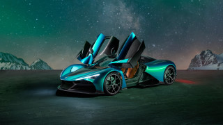 Futuristic car desert mountains starry - open door free wallpaper